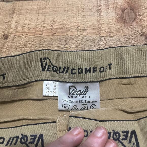VEQUI Comfort Women's Tan Khaki Equestrian Breeches Knit Riding Pants Sz 30 - Picture 3 of 8